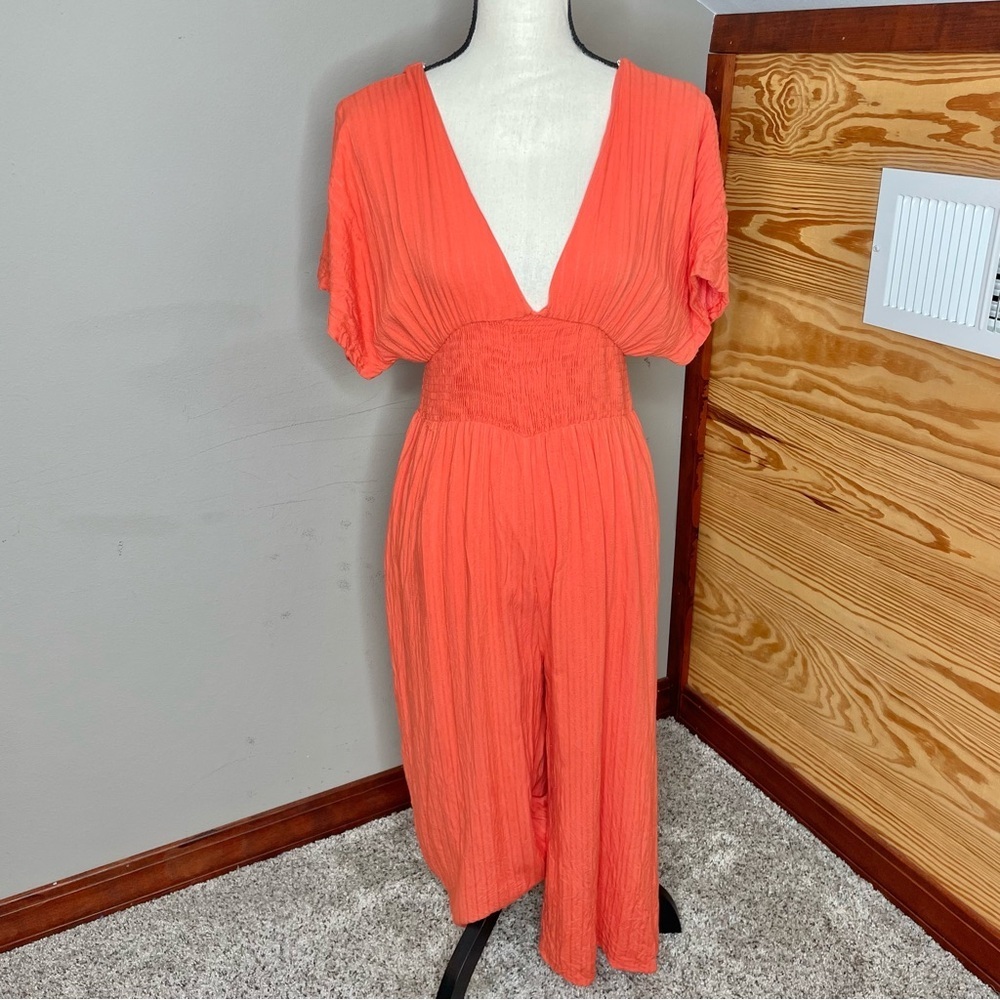 Lulu's Coral V-Neck Wide-Leg Smocked Jumpsuit - Picture 2 of 11